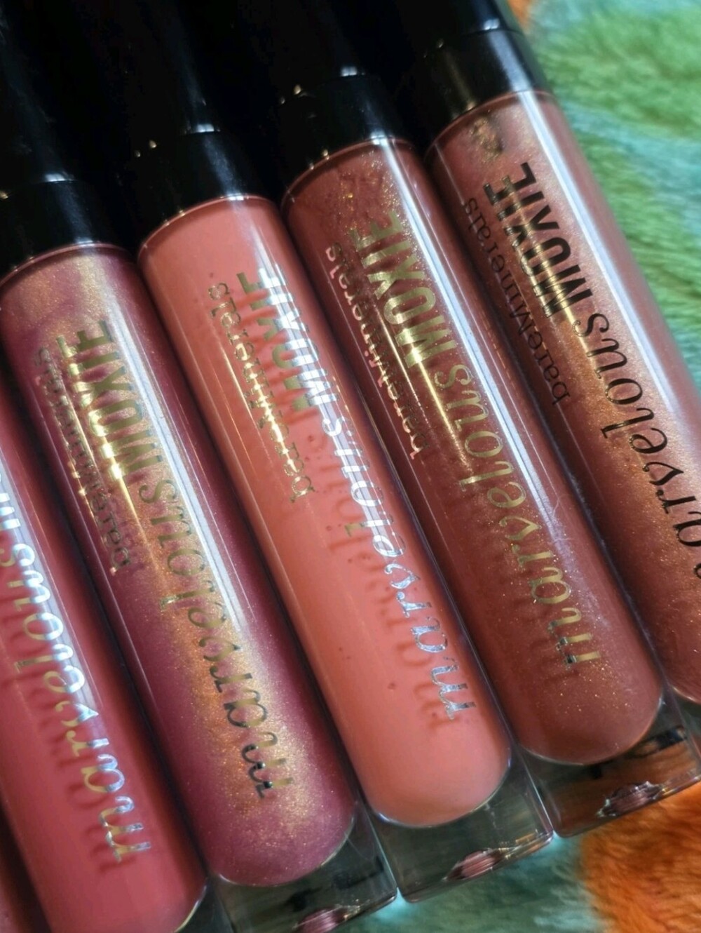 BareMinerals Marvelous Moxie Lip Gloss Lot Of 8 Full Size - Picture 3 of 5
